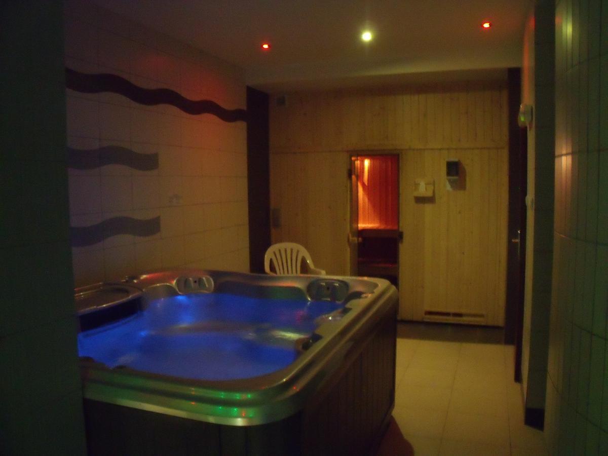 Willa Helvetia Wellness & Spa كوربييلوف المظهر الخارجي الصورة